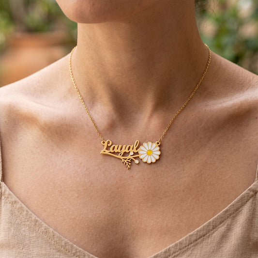 Daisy Flower Name Necklace